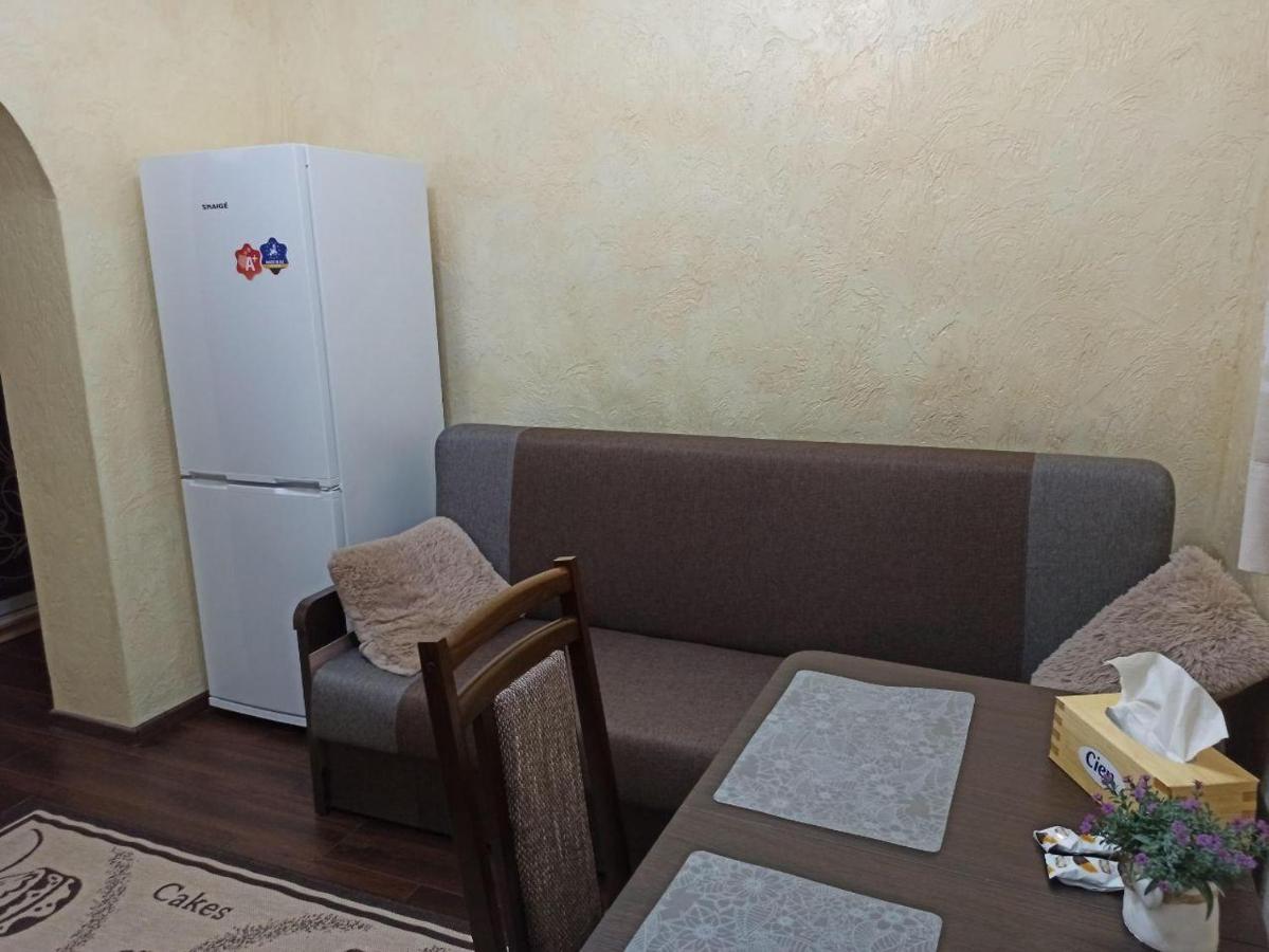 Квартира В Самом Центре Wi-Fi Apartman Csernyivci Kültér fotó
